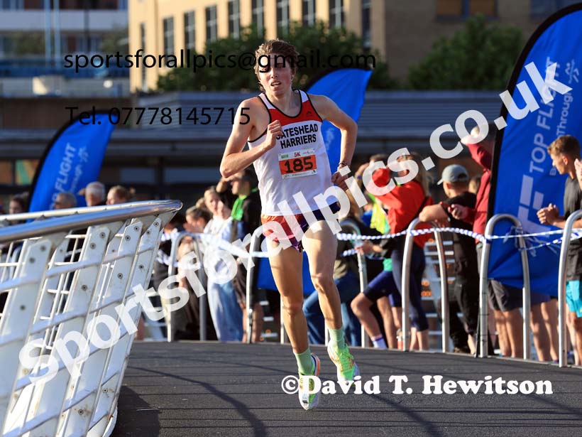 The 2024 Quayside 5k Road Race, Newcastle/Gateshead.  Photo: David T. Hewitson/Sports for All Pics